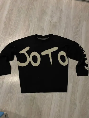 Свитер в отличном состоянии - Обувь спортивная в Дзержинск-Фаниполь