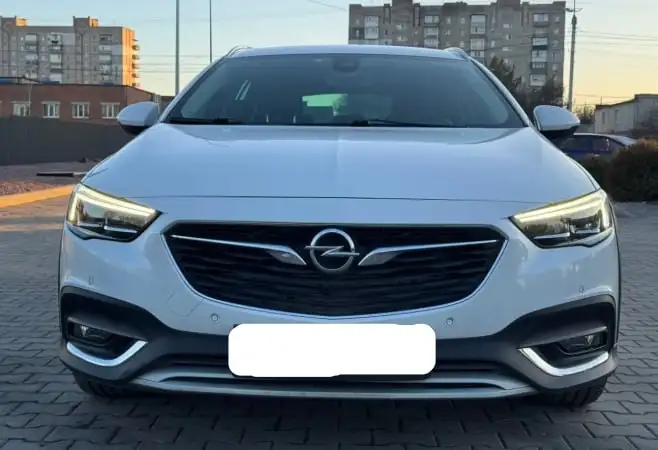 Opel Insignia 2019 II поколение - Авто в Вологда