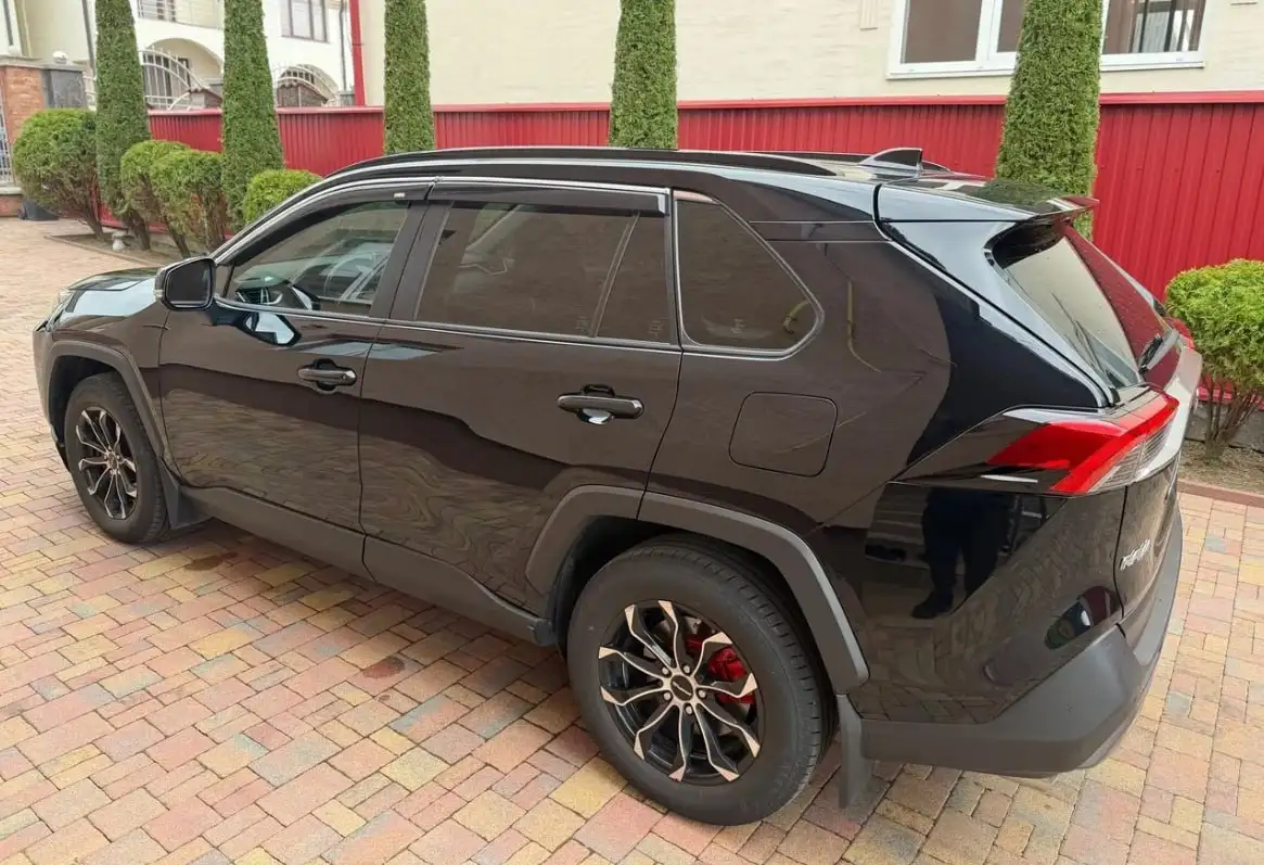 Toyota RAV4 2020 кроссовер - Кроссовер (Авто) в Вологда