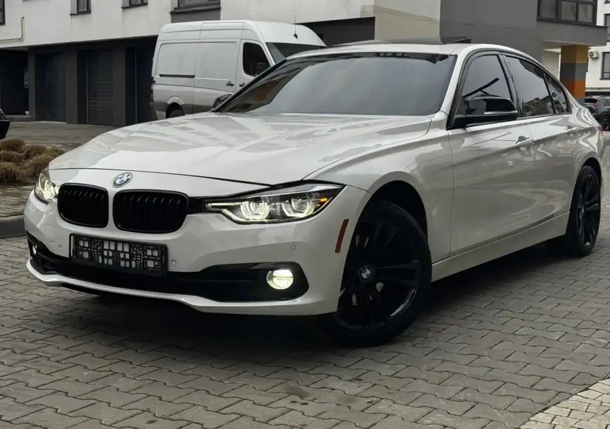 BMW 3 Series 330i F30