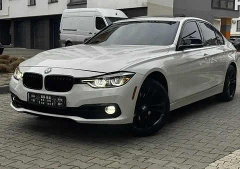 BMW 3 Series 330i F30 - Авто в Вологда