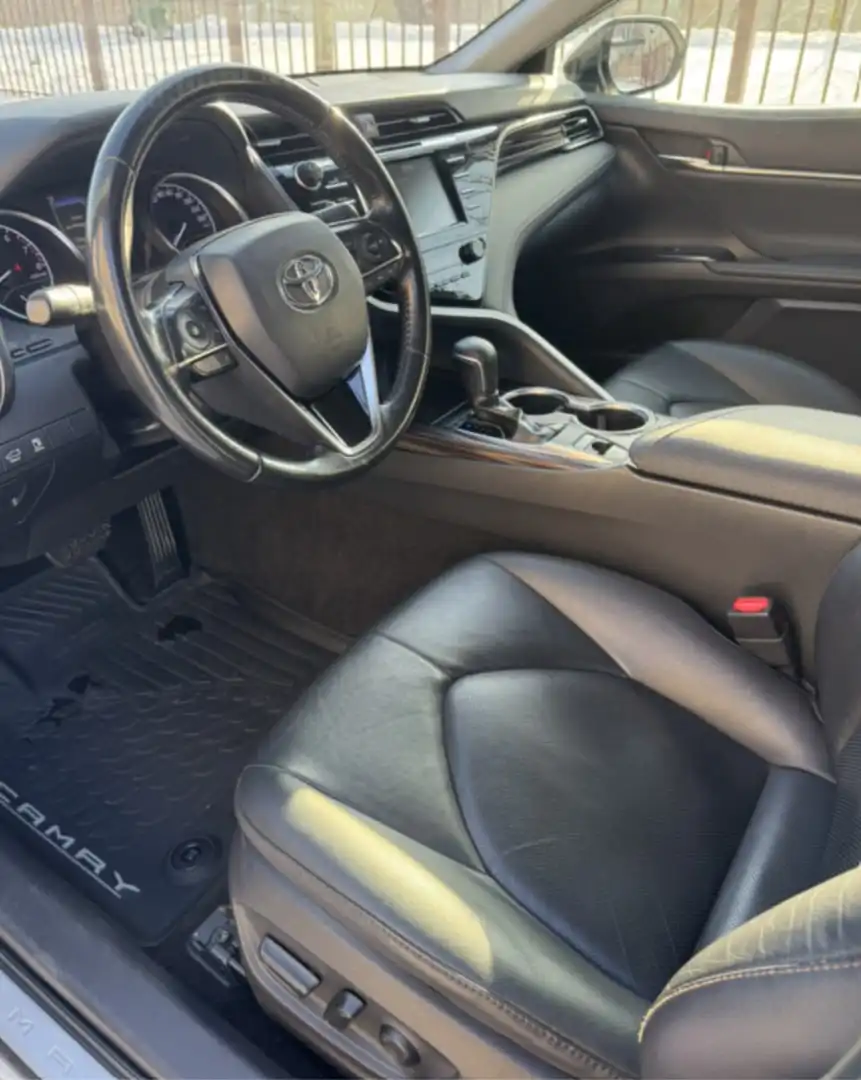Продам Toyota Camry 2019, VIII поколение, бензин 2.49 л, автомат - Легковые автомобили (Авто) в Вологда