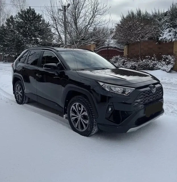 Продам Toyota RAV4 2022 года - Обмен в Вологда
