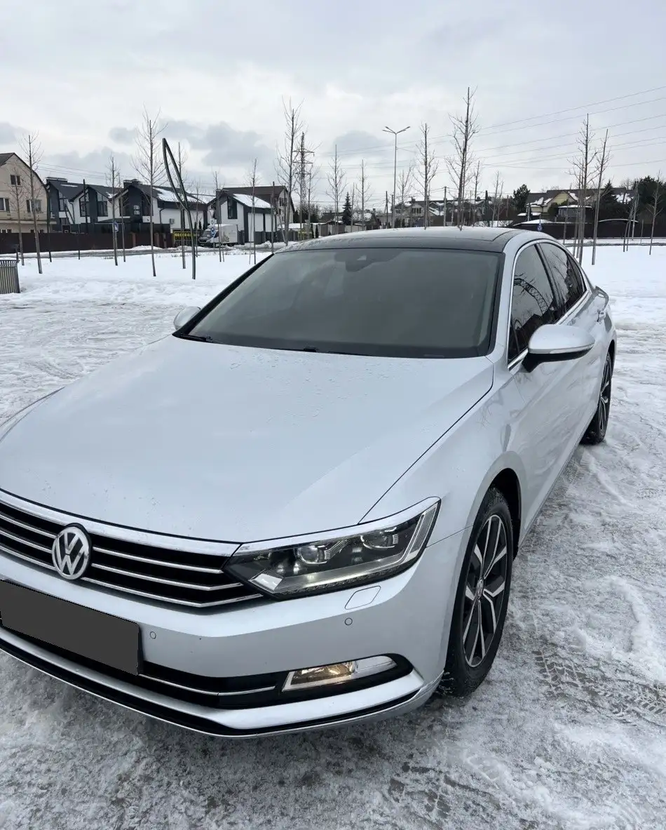Volkswagen Passat 2018 года, 2.0 дизель, автомат DSG - Авто в Вологда