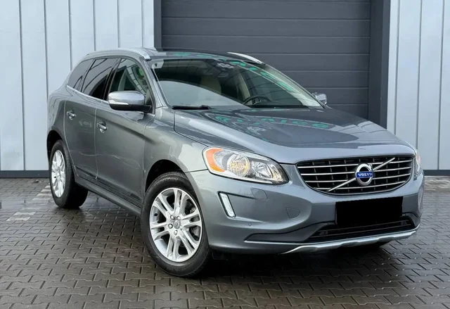 Продам Volvo XC 60 2л бензин автомат передний привод - Шины и диски в Вологда