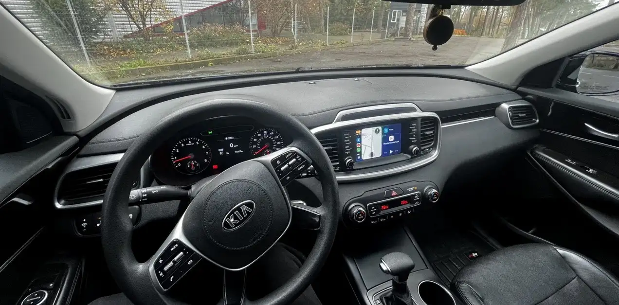 Продам Kia Sorento 2018 года - Легковые автомобили (Авто) в Вологда