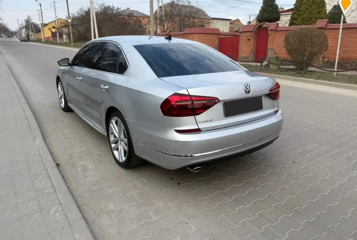 Продам Volkswagen Passat R-Line 2017 года - Легковые автомобили (Авто) в Вологда