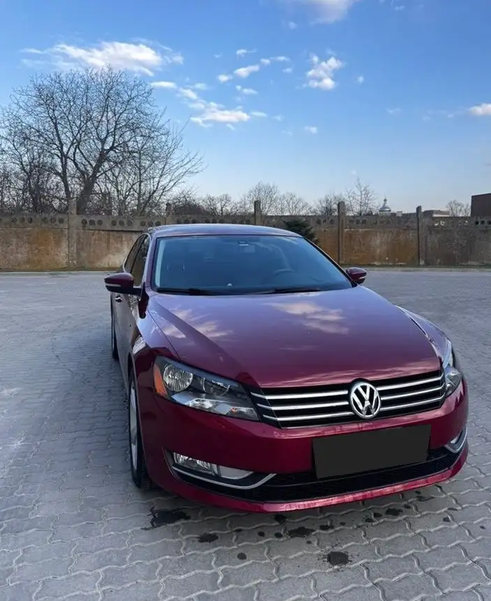 Продажа Volkswagen Passat 2015 года - Легковые автомобили (Авто) в Вологда