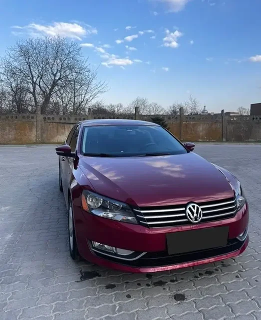 Продажа Volkswagen Passat 2015 года - Вега r15 в Вологда