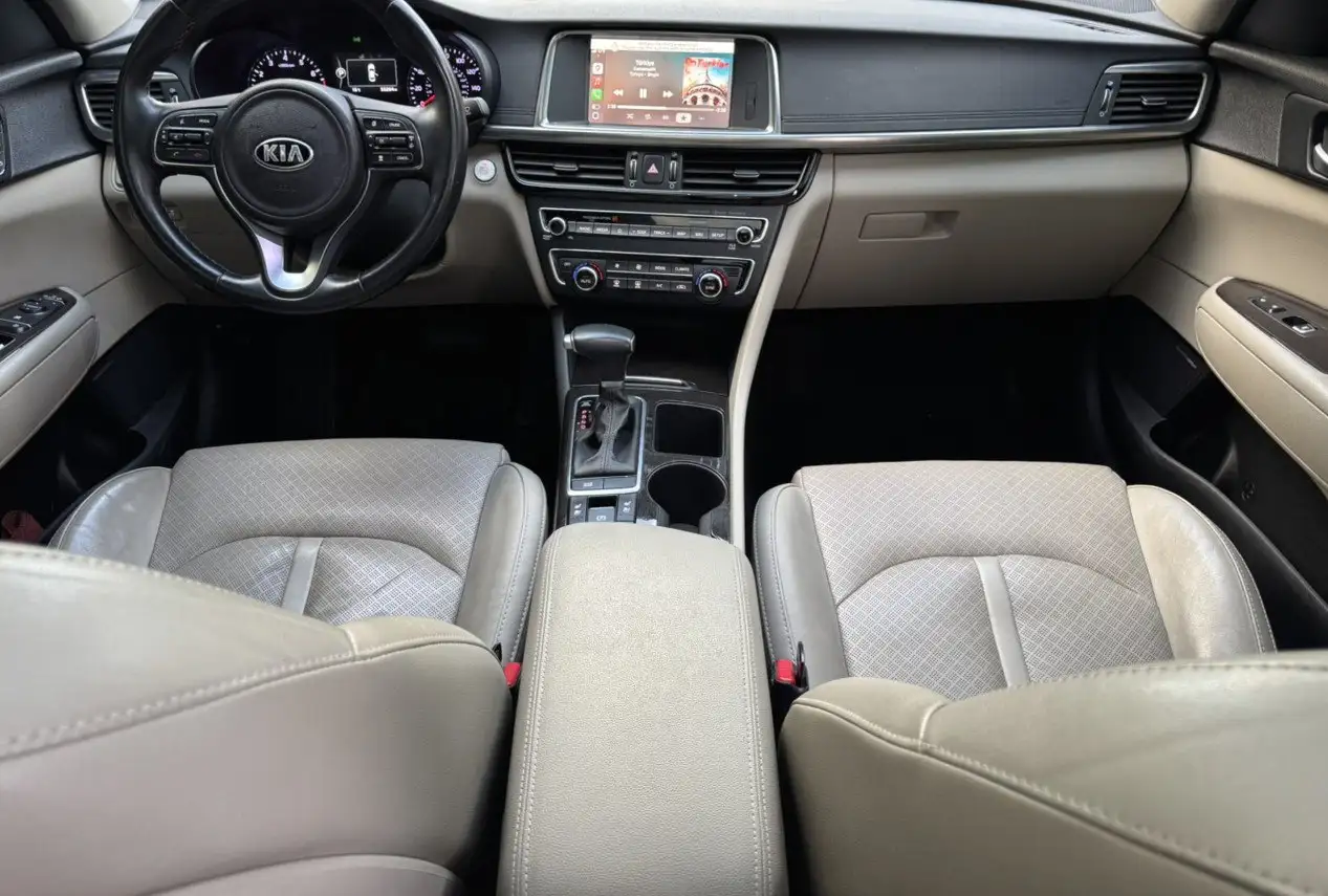 Kia Optima 2017 года в идеальном состоянии - Авто в Вологда