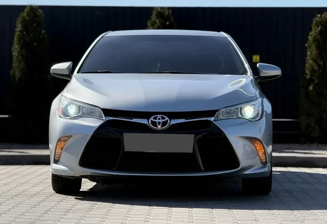 Продажа Toyota Camry 2016 года в хорошем состоянии - Грузовики в Вологда