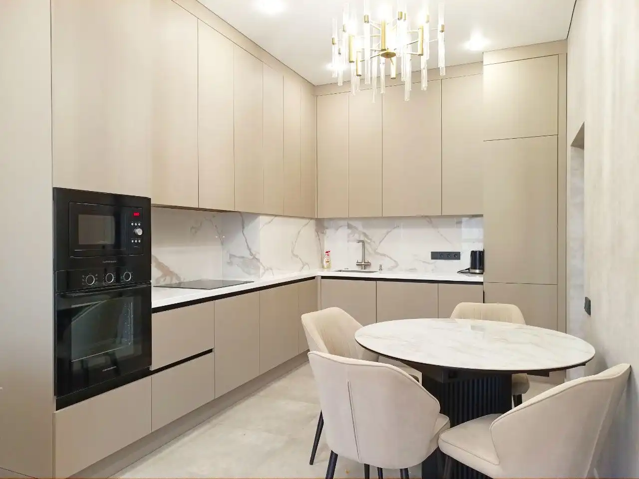 Продам 2-комнатную квартиру в ЖК Любимово - Квартиры (Недвижимость) в Краснодар