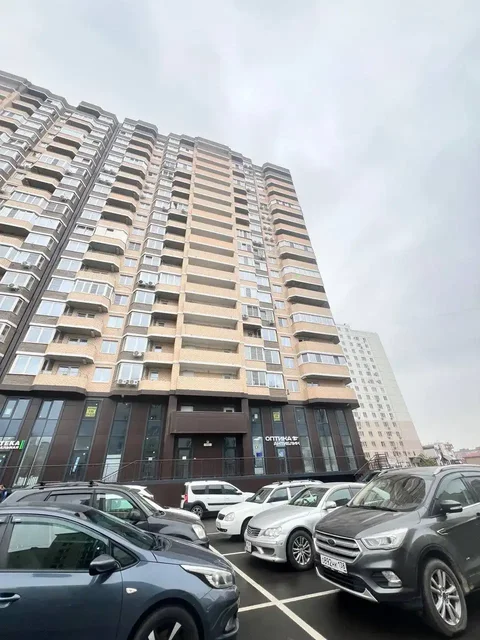 Продажа двухкомнатной квартиры в ЖК «Гарантия» - Недвижимость в Краснодар