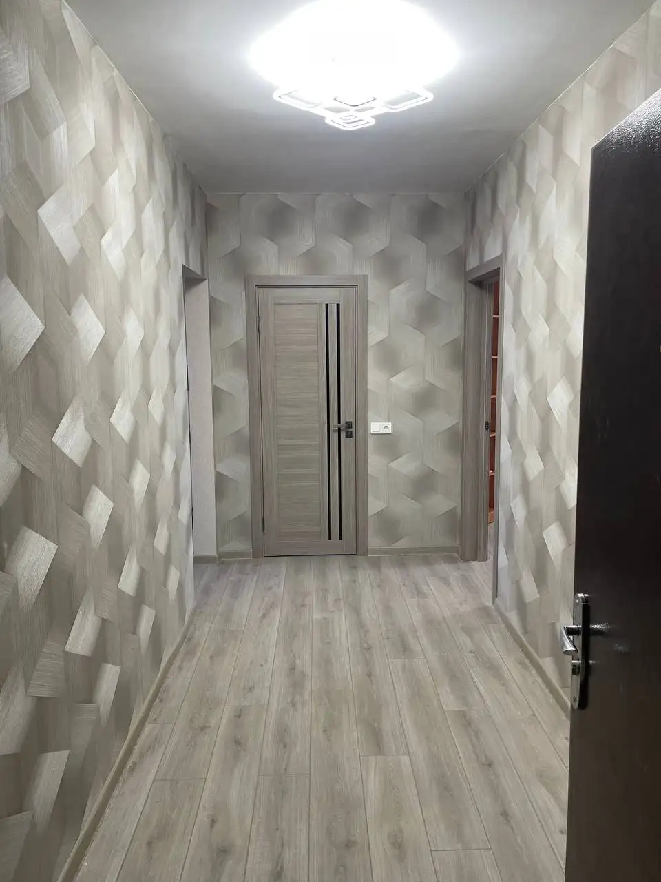 Продажа квартиры в ГМР, ул. Валерия Гассия 4/2 - Квартиры (Недвижимость) в Краснодар