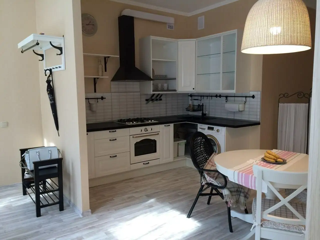 Продажа квартиры у метро Садовая, Санкт-Петербург - Квартиры (Недвижимость) в Санкт-Петербург