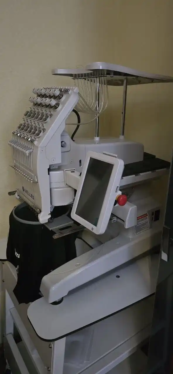 Продается вышивальная машина Velles VE 1200