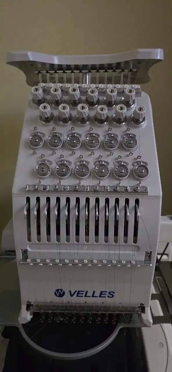 Продается вышивальная машина Velles VE 1200