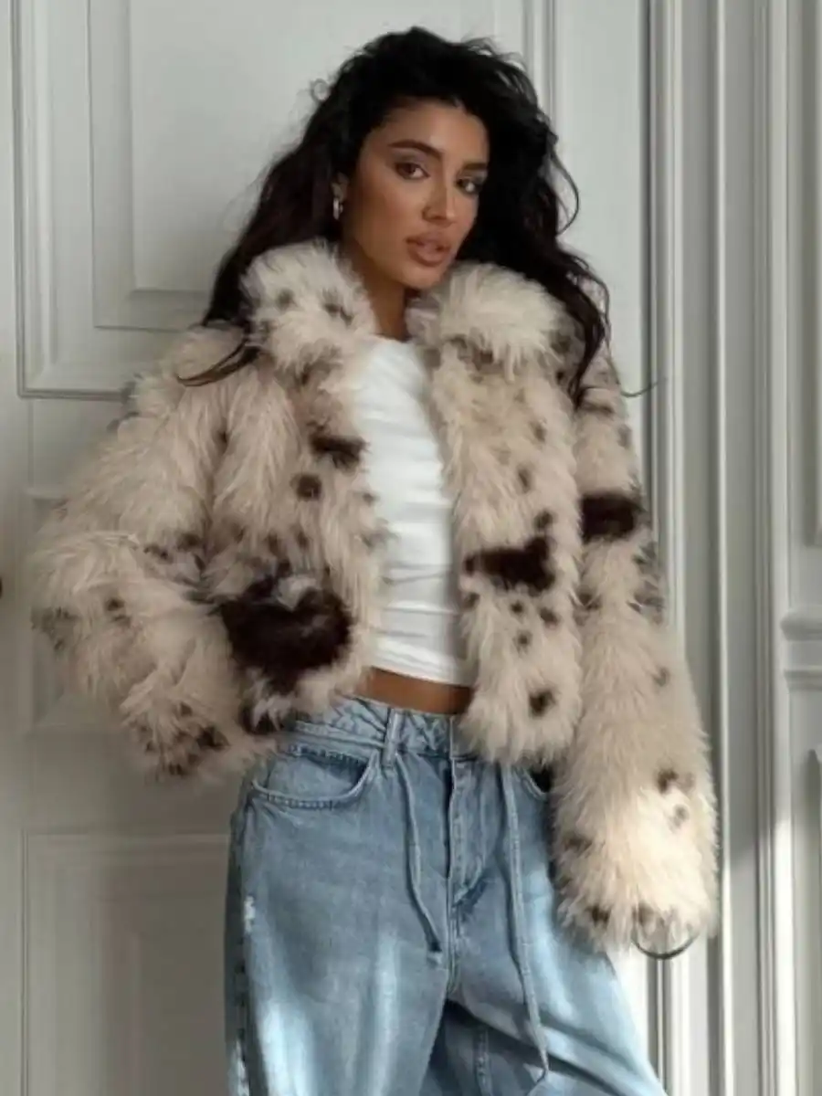 Продам куртки с бирками