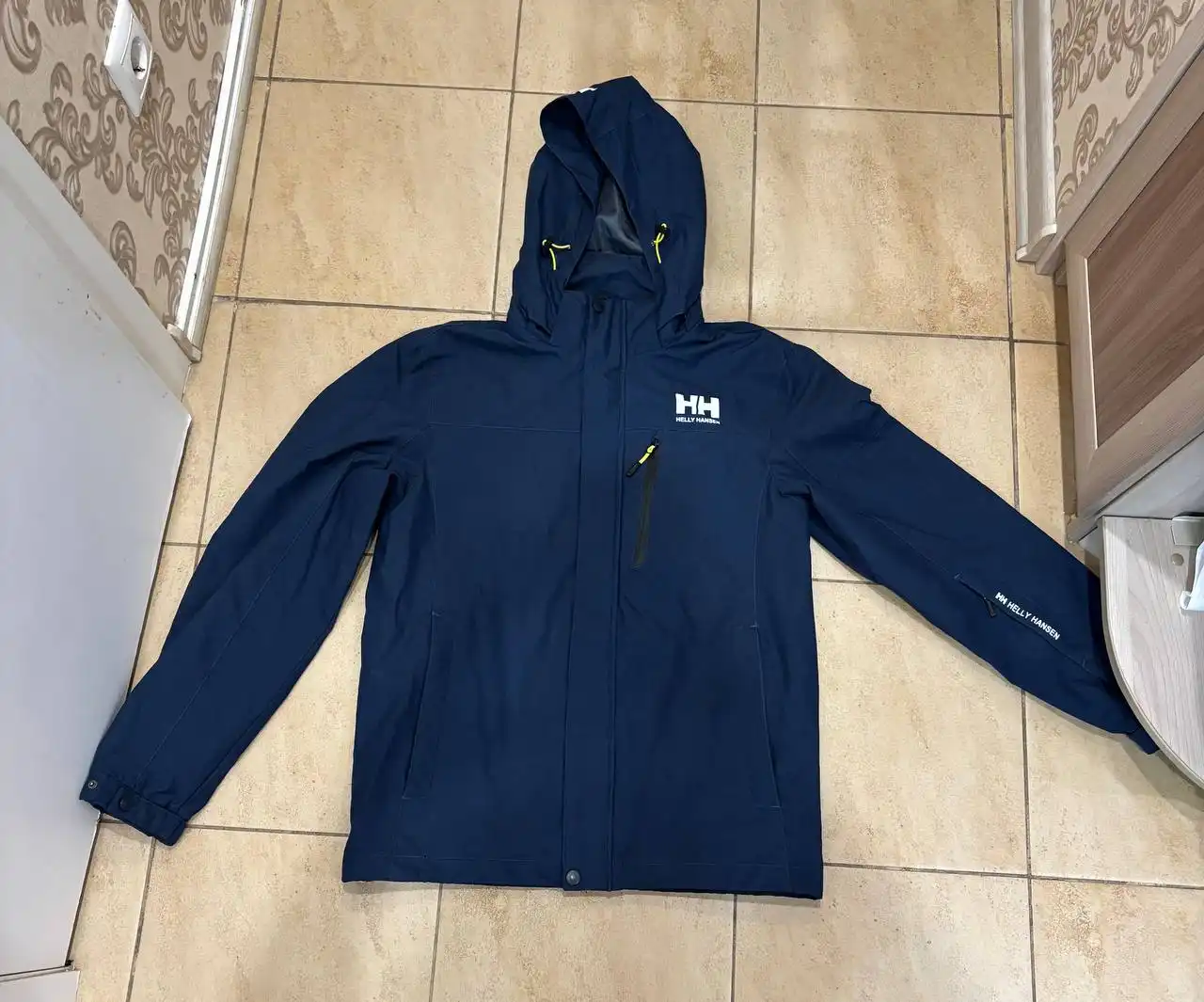 Куртки для подростков в идеальном состоянии