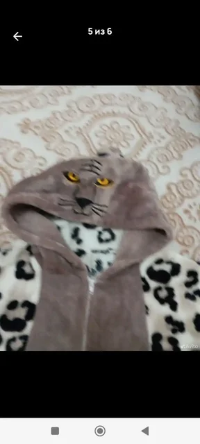 Пижамы, меховая жилетка и елка с игрушками - Одежда в Люберцы