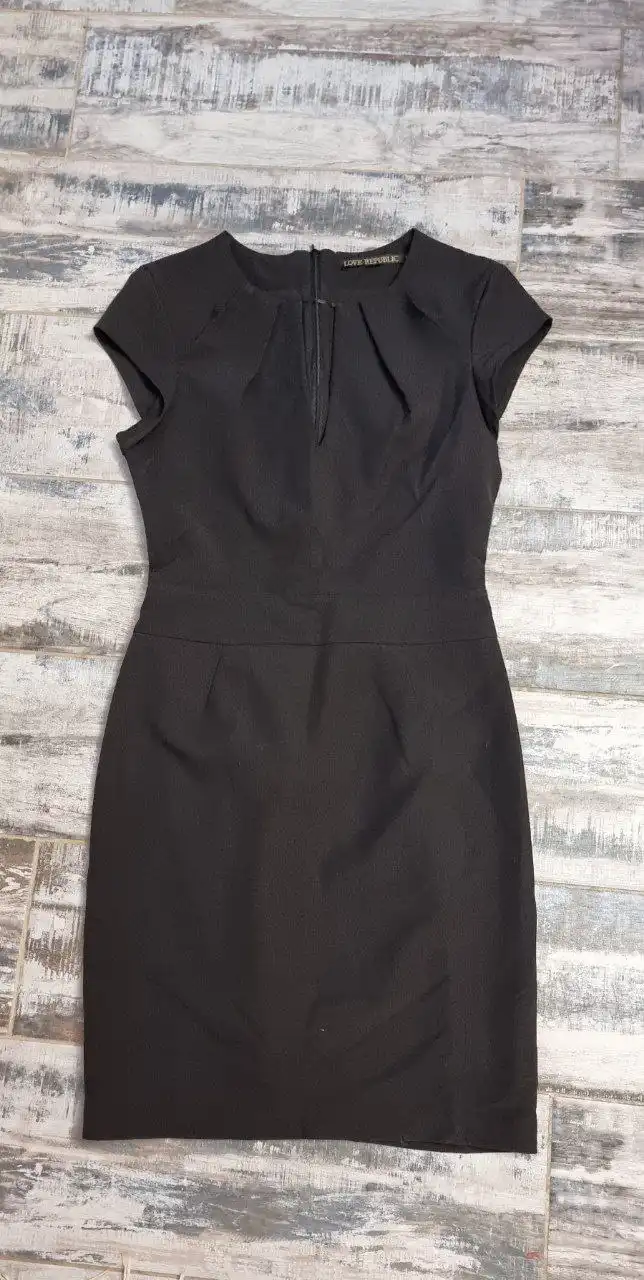 Продам вечерние платья