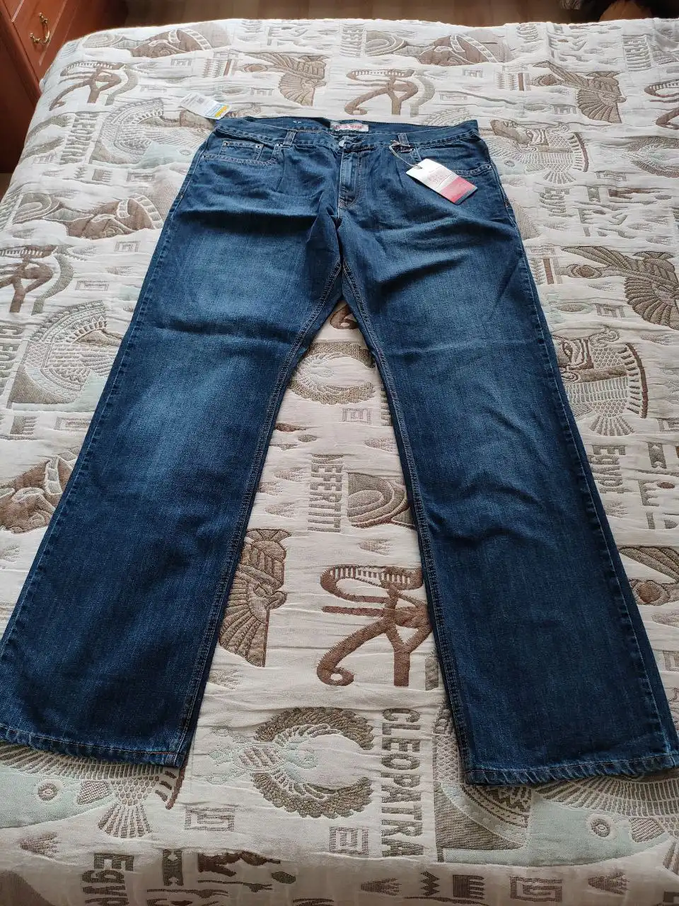 Джинсы новые размер 40/34