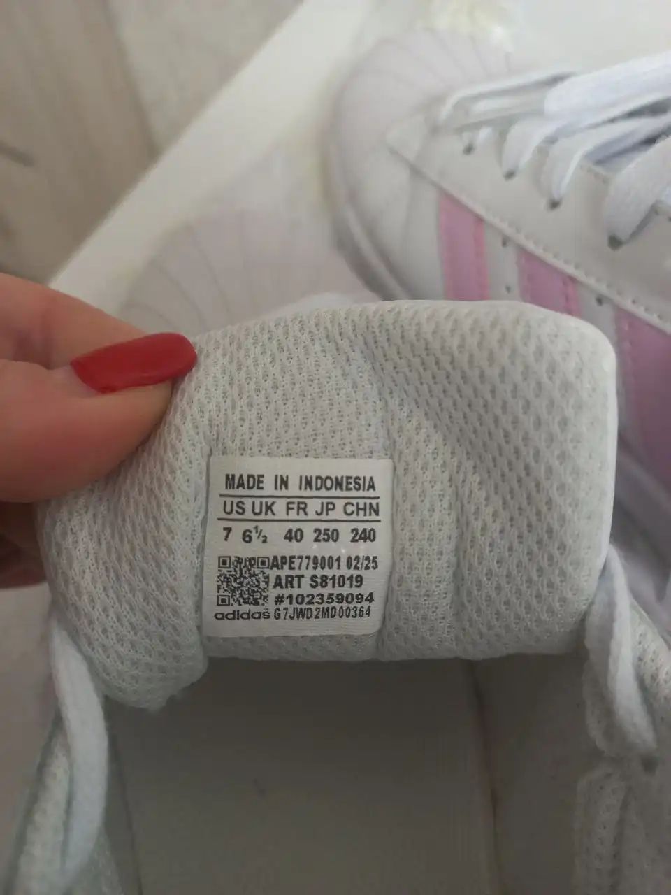 Продам новые