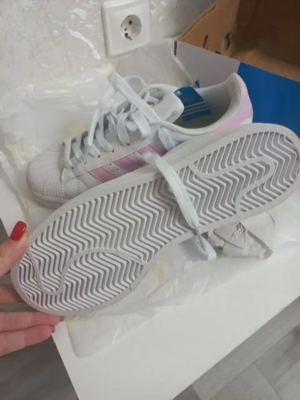 Продам новые