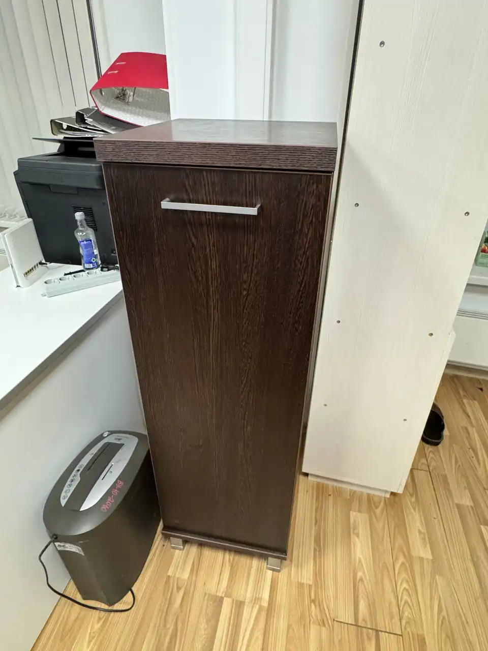 Продается офисная мебель