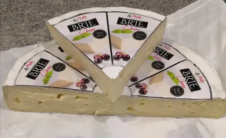 Продажа сыра Бри