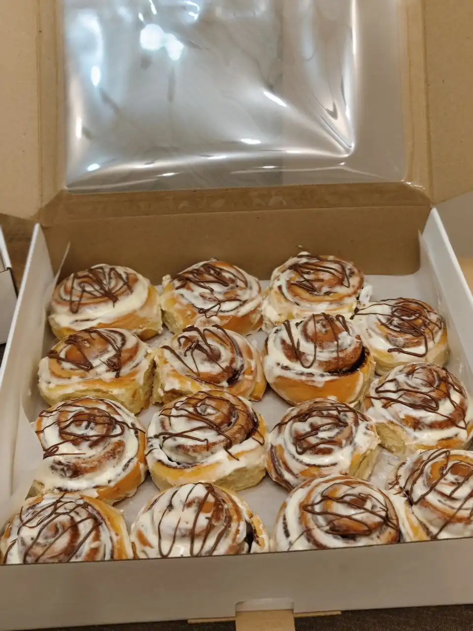 Кондитер Кристина - торты, чизкейки, пахлава, медовик, эклеры, синабоны