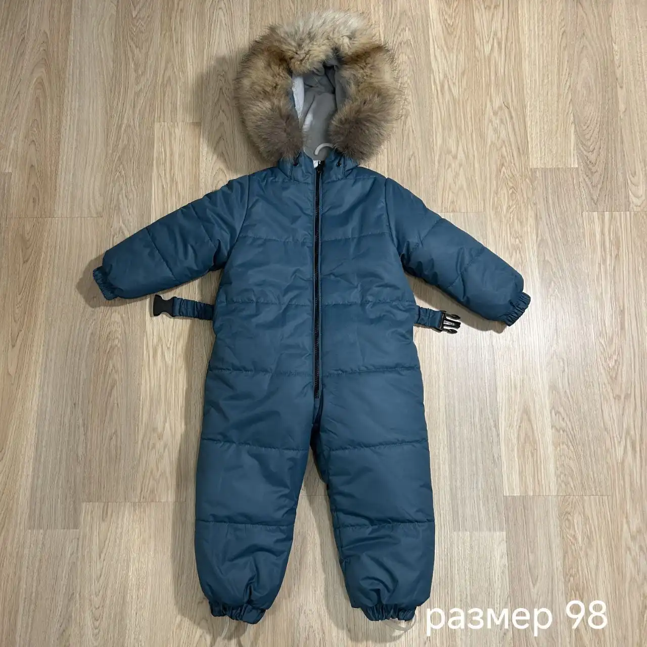 Новые зимние комбинезоны и комплекты с бирками