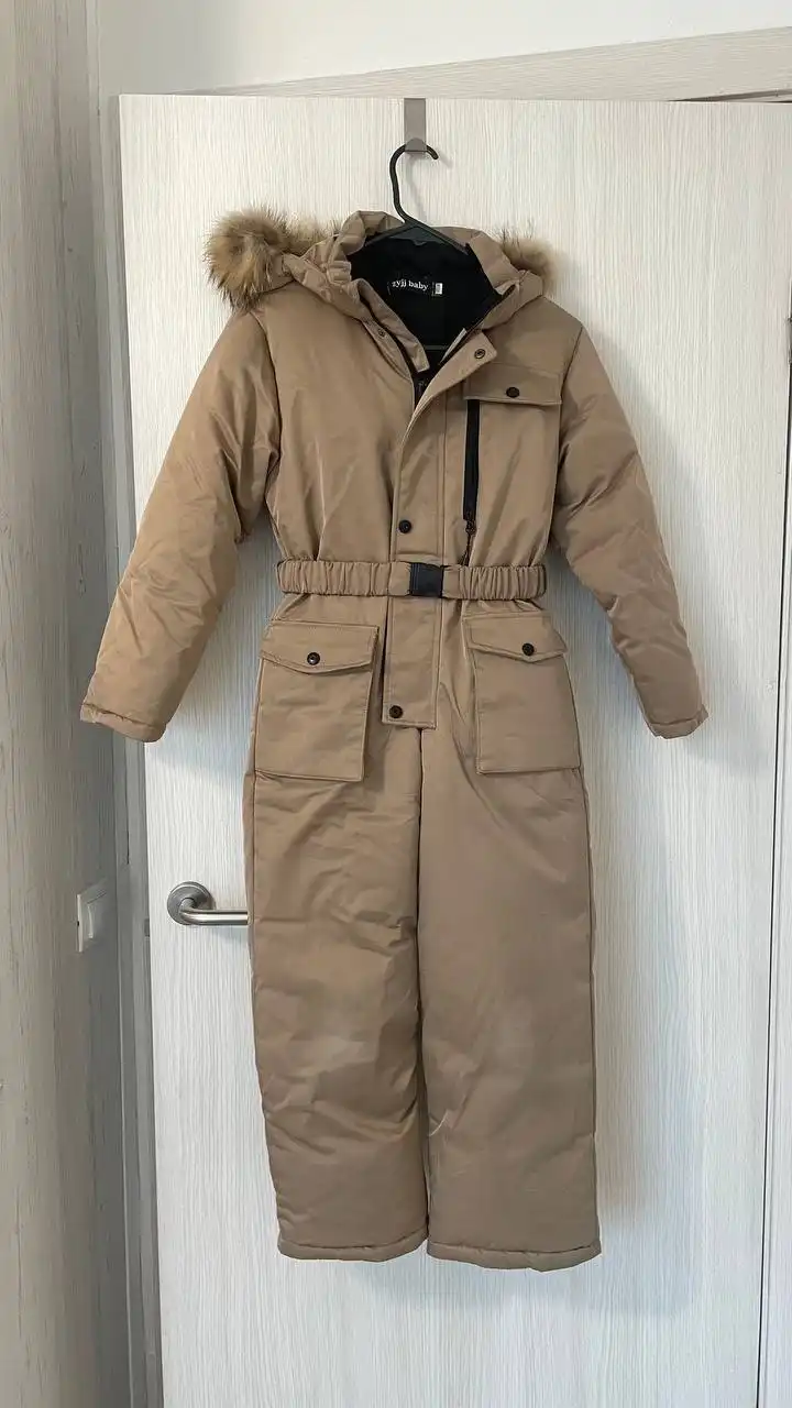 Зимний детский комбинезон размер 134-140
