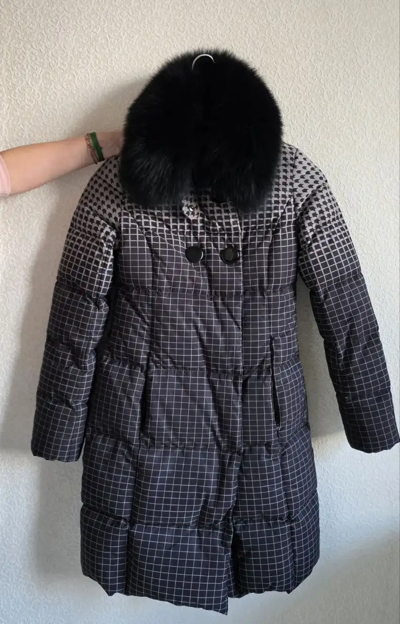 Утепленная куртка Zara и пуховик Lawin