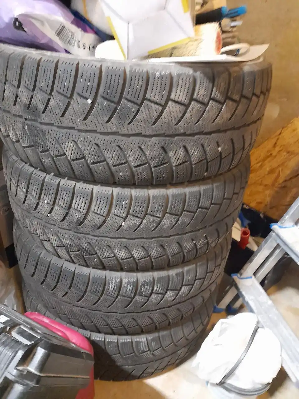 Зимняя резина R17 в отличном состоянии