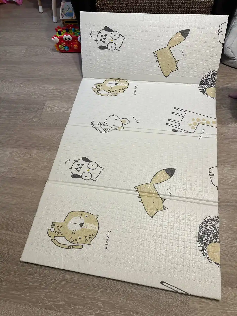 Продажа детских товаров: ходунки, вещи, игрушки