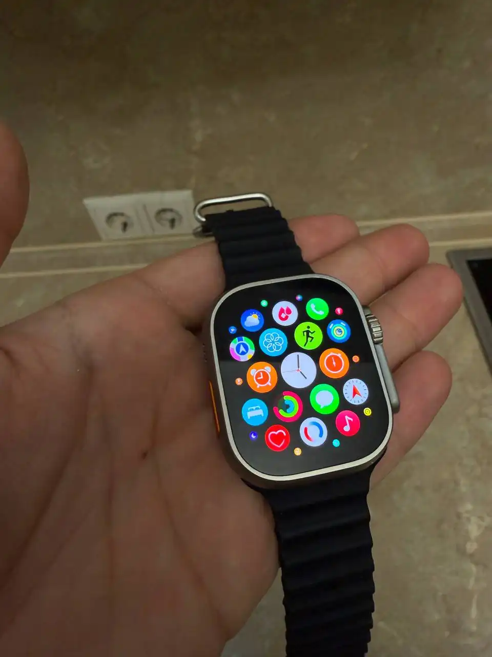 Продам часы Apple Watch Ultra
