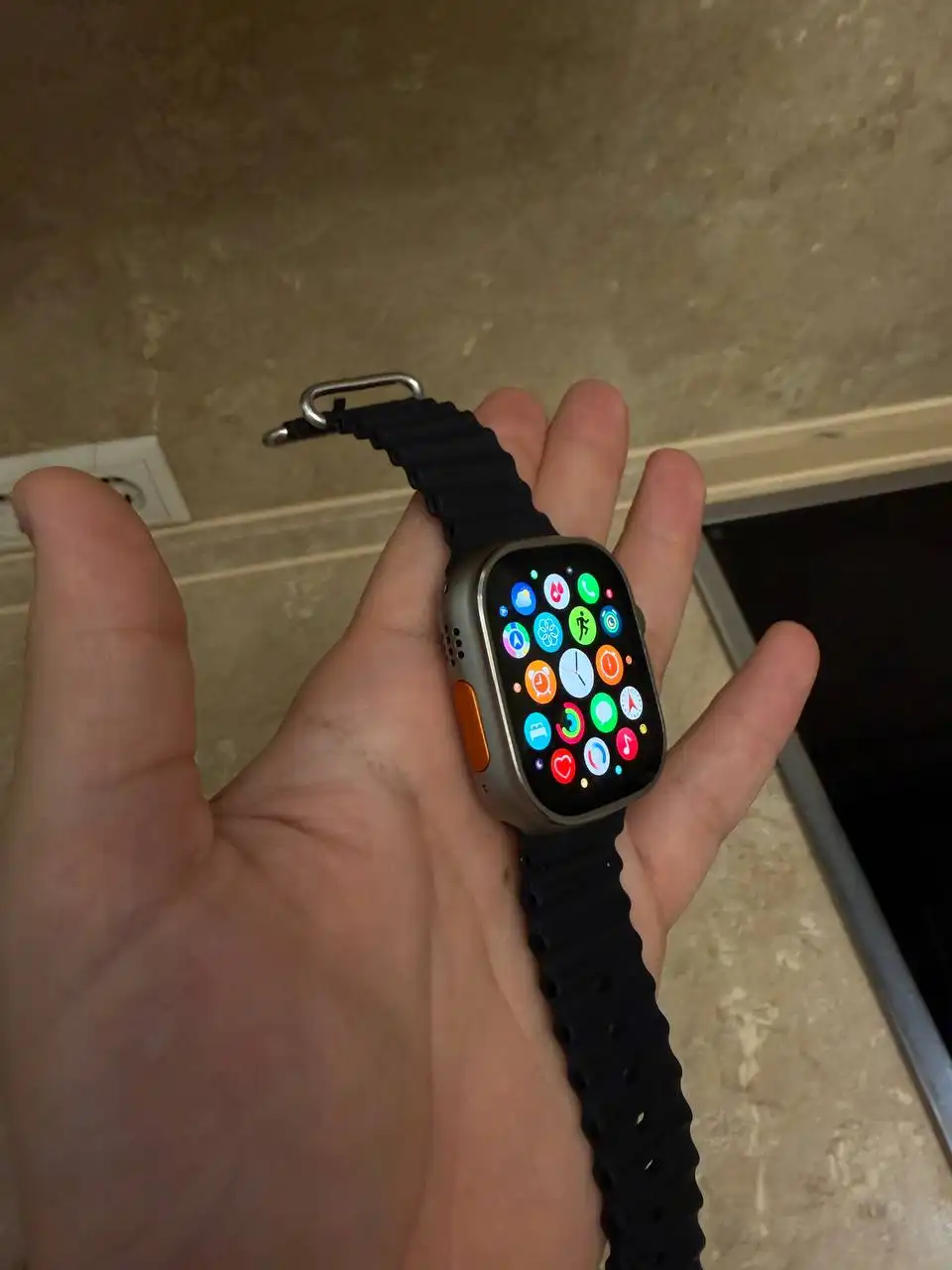 Продам часы Apple Watch Ultra