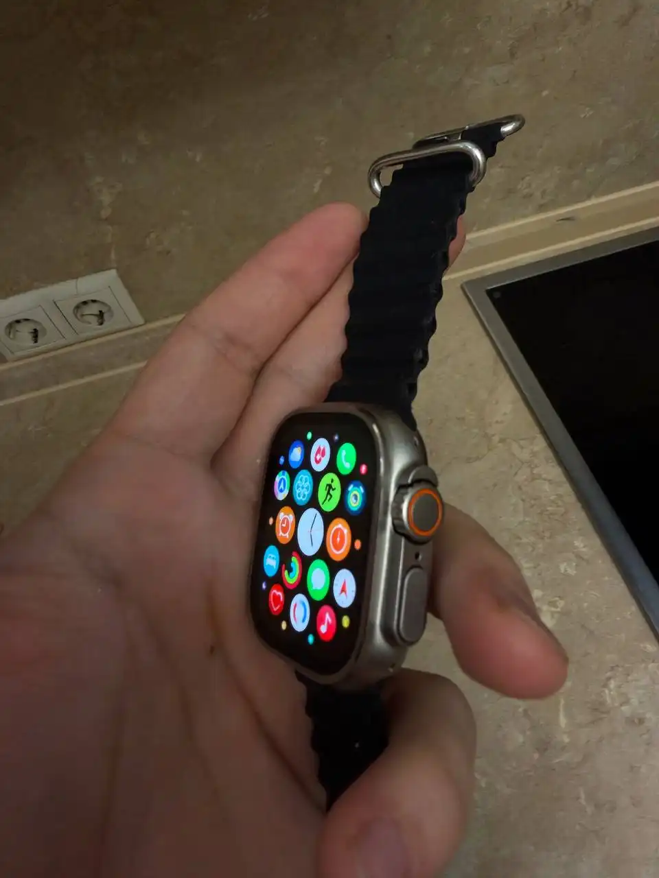 Продам часы Apple Watch Ultra