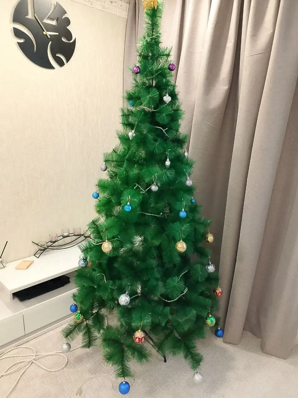 Продам искусственную ёлку 2 метра