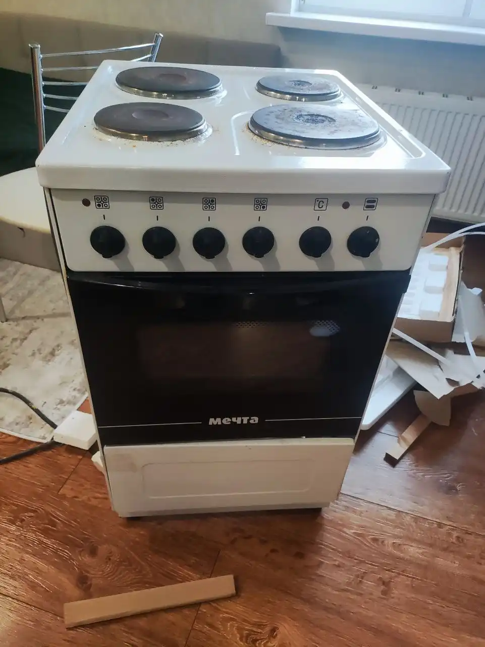 Электроплита четырёхконфорочная с духовкой - Кухонная техника (Для дома и дачи) в Люберцы