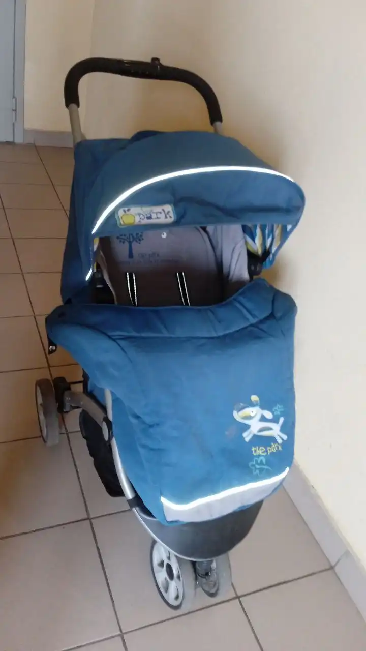 Прогулочная коляска в отличном состоянии - Прогулочные коляски (Товары для детей) в Люберцы