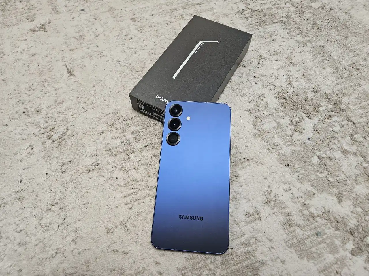 Samsung S25 plus 256gb в отличном состоянии с гарантией - Смартфоны и телефоны (Электроника) в Люберцы