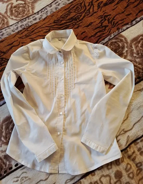 Блузка Карамелли размер 146-152 школьная белая - Носки в Люберцы