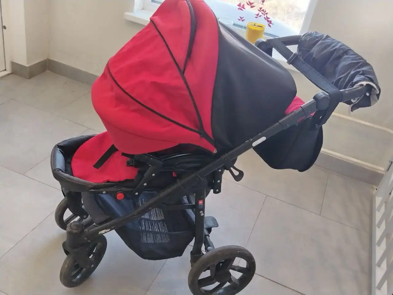 Коляска в отличном состоянии — готова к использованию! - Коляски (Товары для детей) в Люберцы