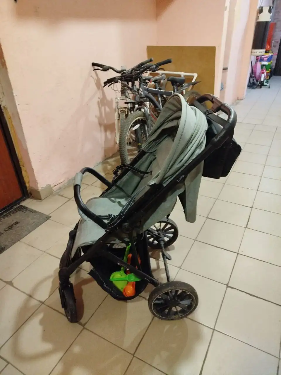 Продам коляску в хорошем состоянии - Коляски (Товары для детей) в Люберцы