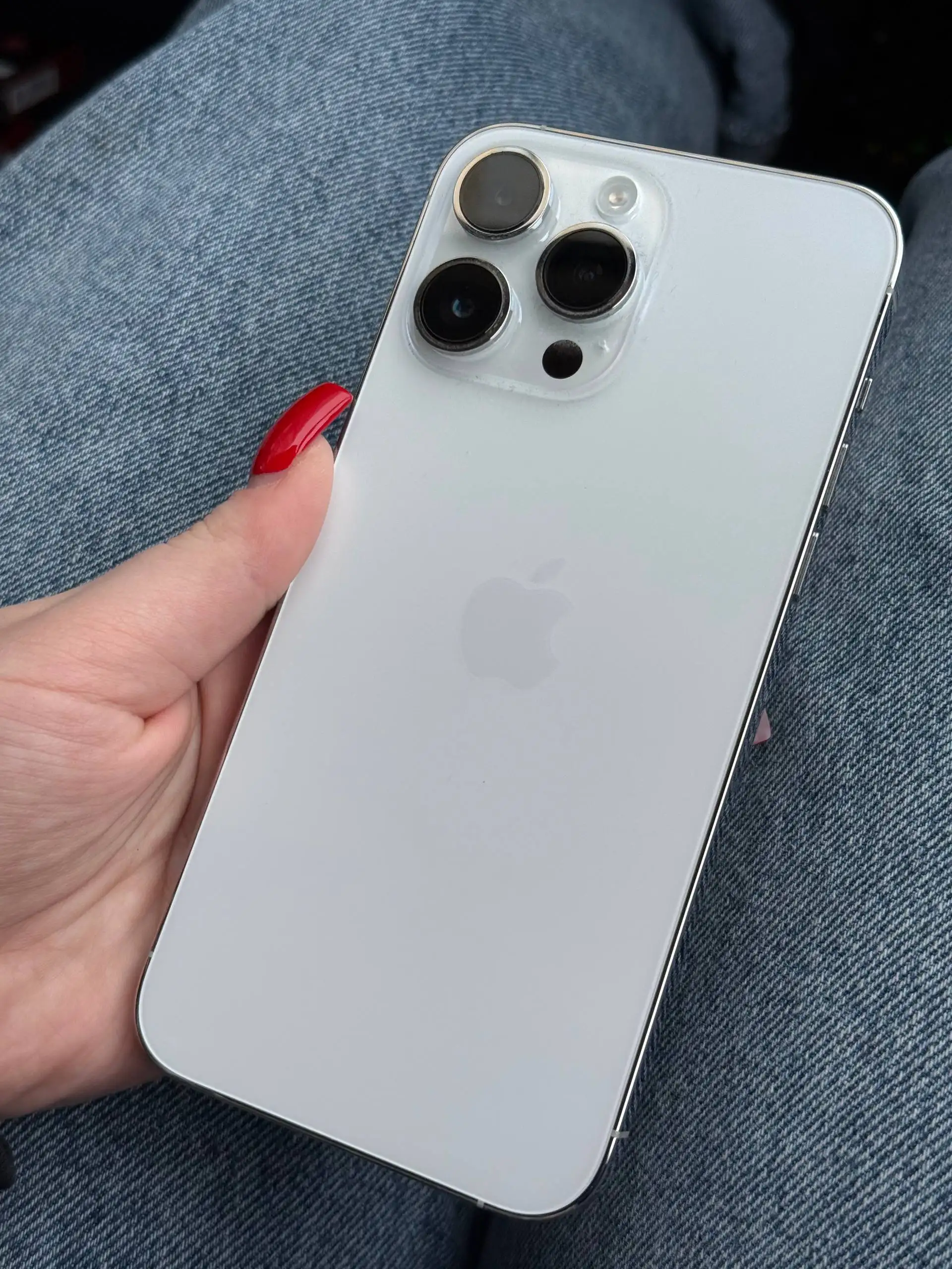 iPhone 14 Pro Max 256 ГБ серебристый - Смартфоны и телефоны (Электроника) в Люберцы