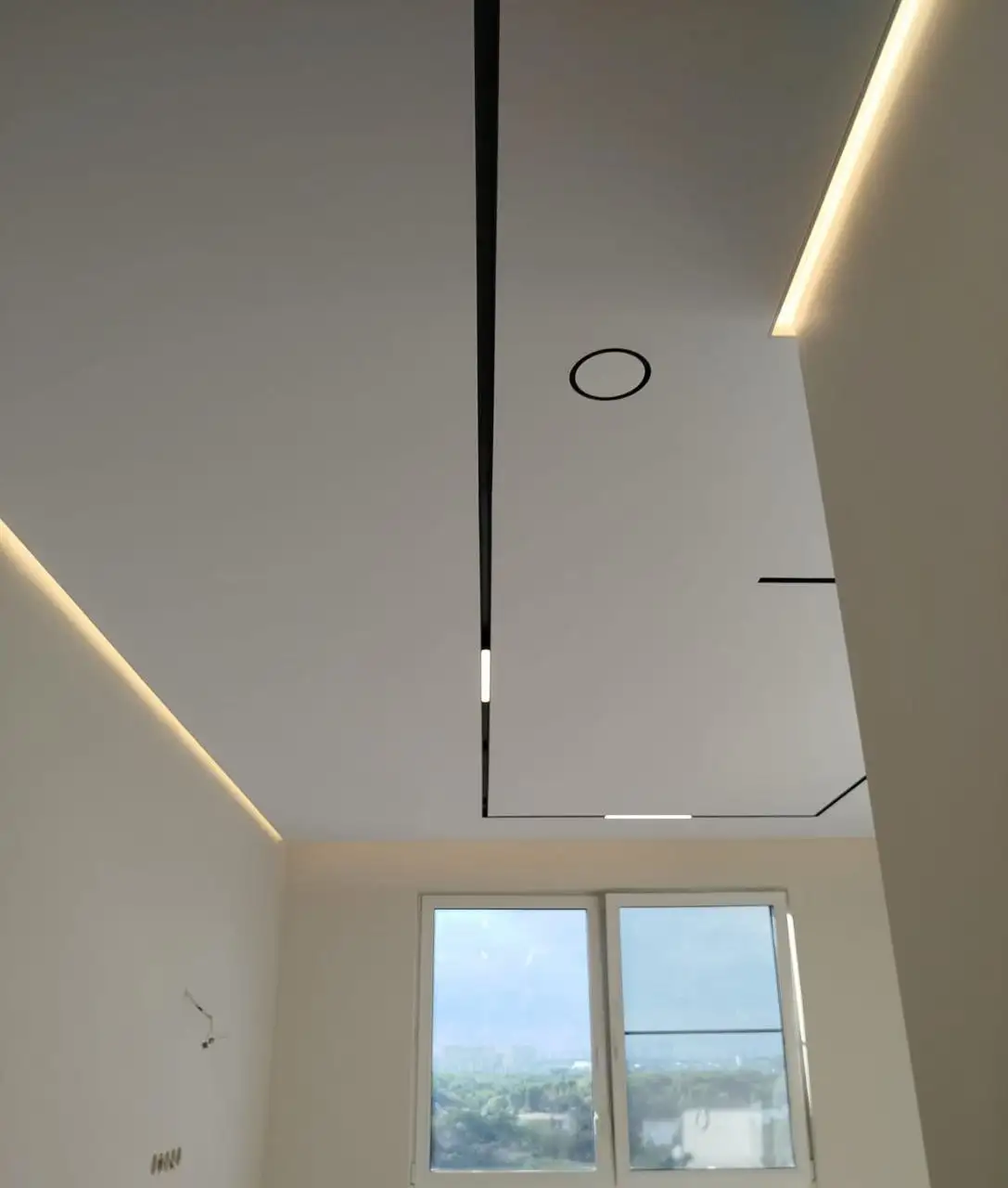 Тканевые натяжные потолки и трековое освещение - Ремонт и отделка (Услуги) в Люберцы