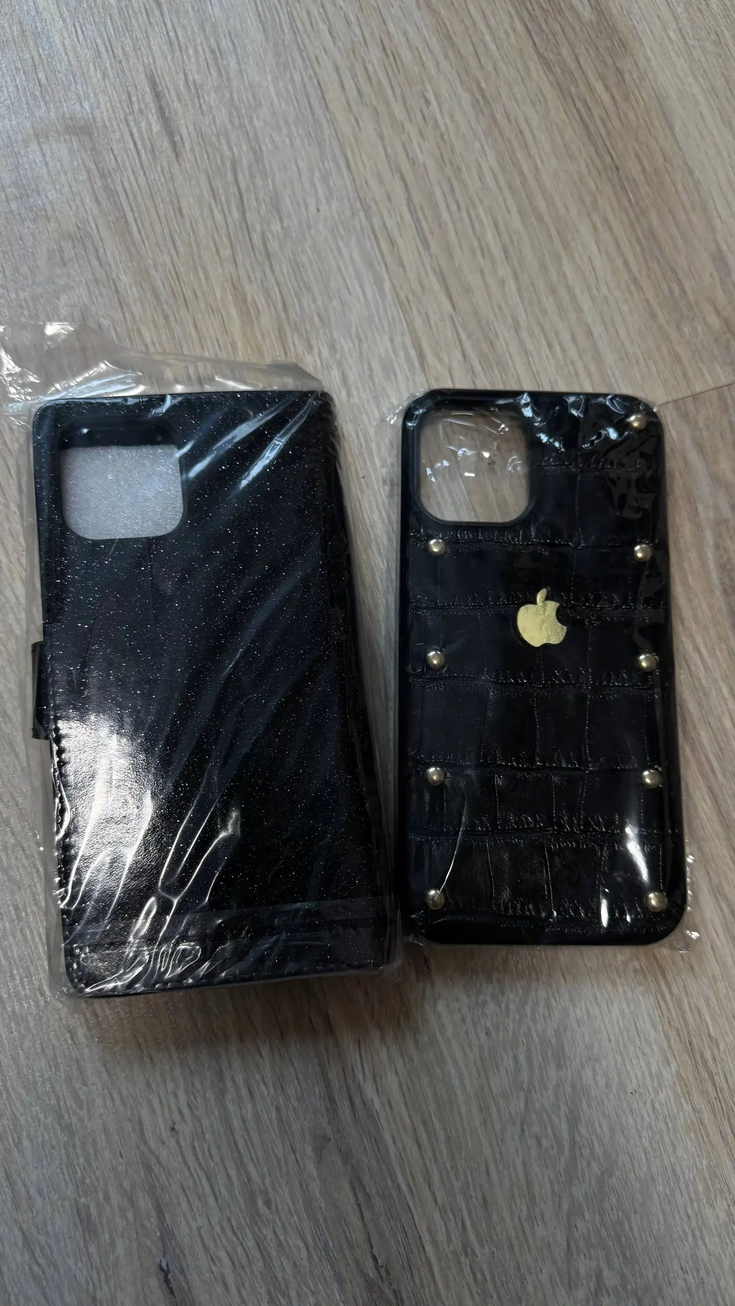 Продажа новых чехлов и ремешка для iPhone 12 Pro Max - Аксессуары для телефонов (Электроника) в Люберцы