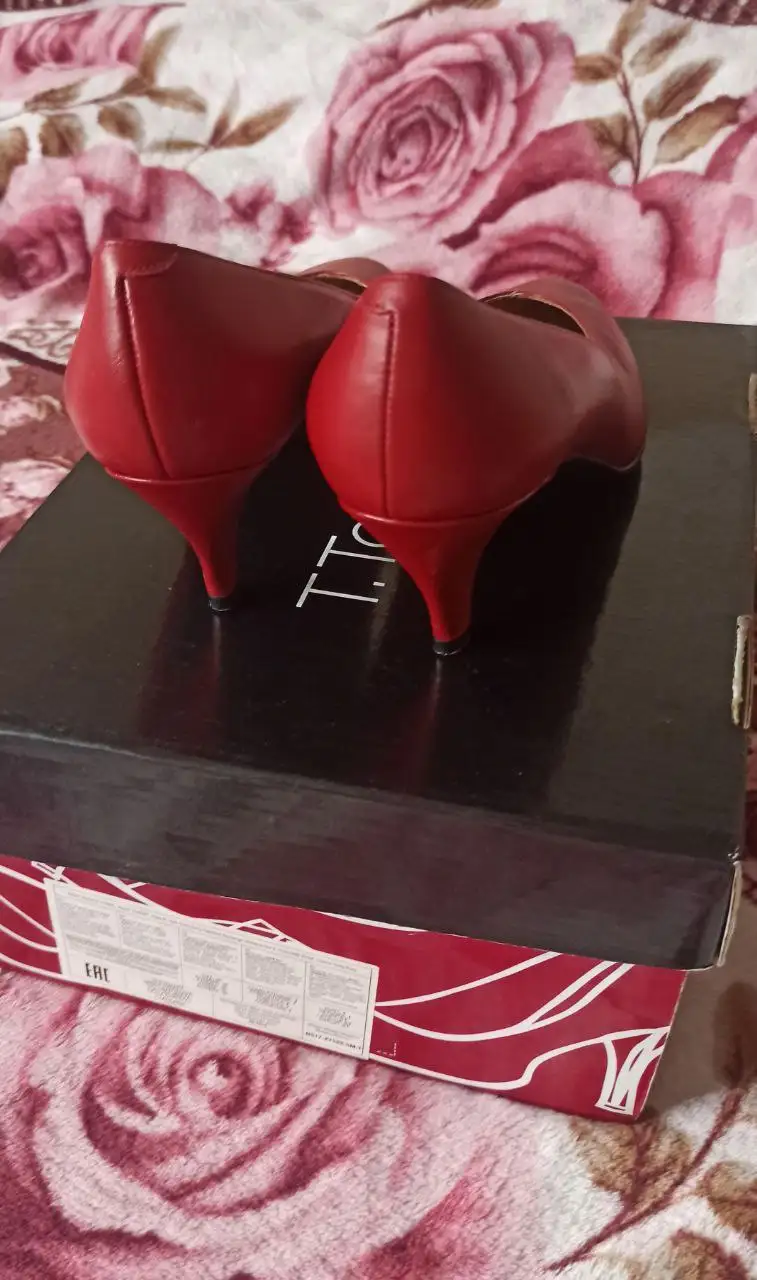 Туфли женские Claudia, Италия, размер 38 - Женская обувь (Одежда) в Люберцы